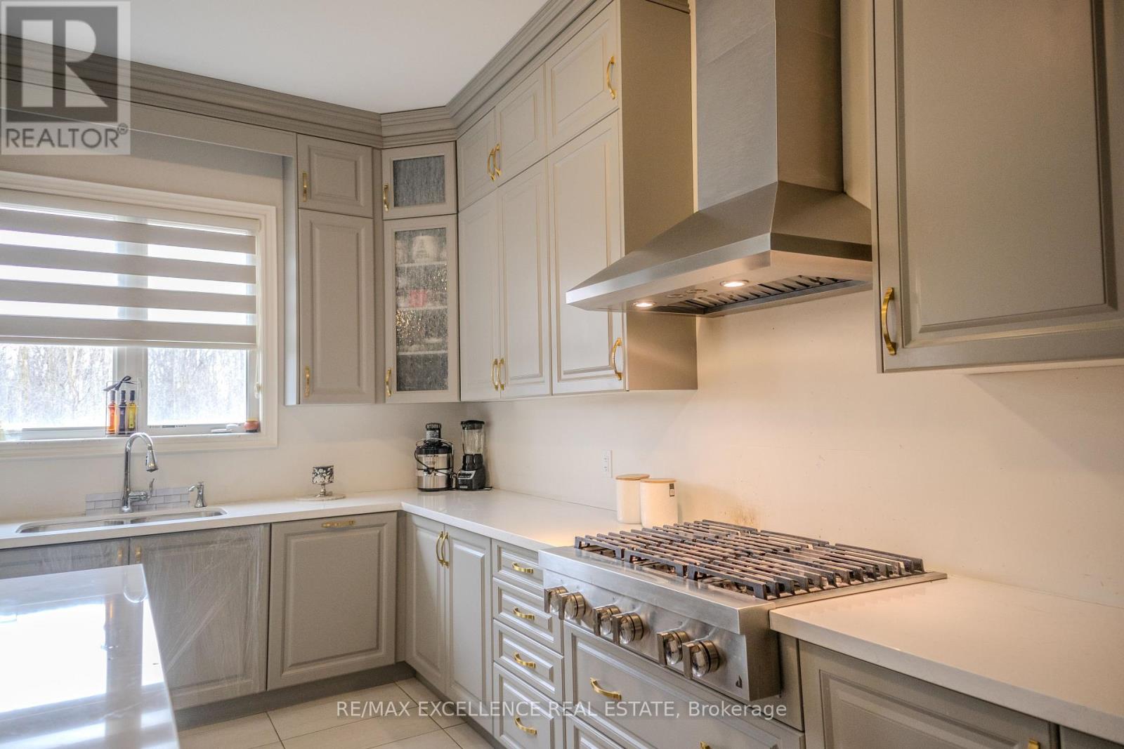 42 Cattail Crescent N, Hamilton, Ontario  L8B 1Z6 - Photo 15 - X12953080