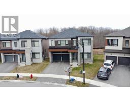 42 CATTAIL CRESCENT N, Hamilton, Ontario