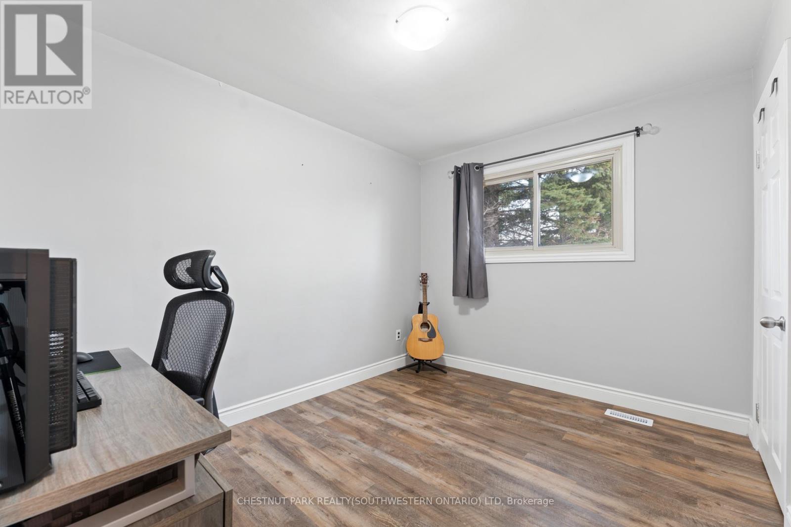 137 Donald Street, Kitchener, Ontario  N2B 3G7 - Photo 13 - X12953156