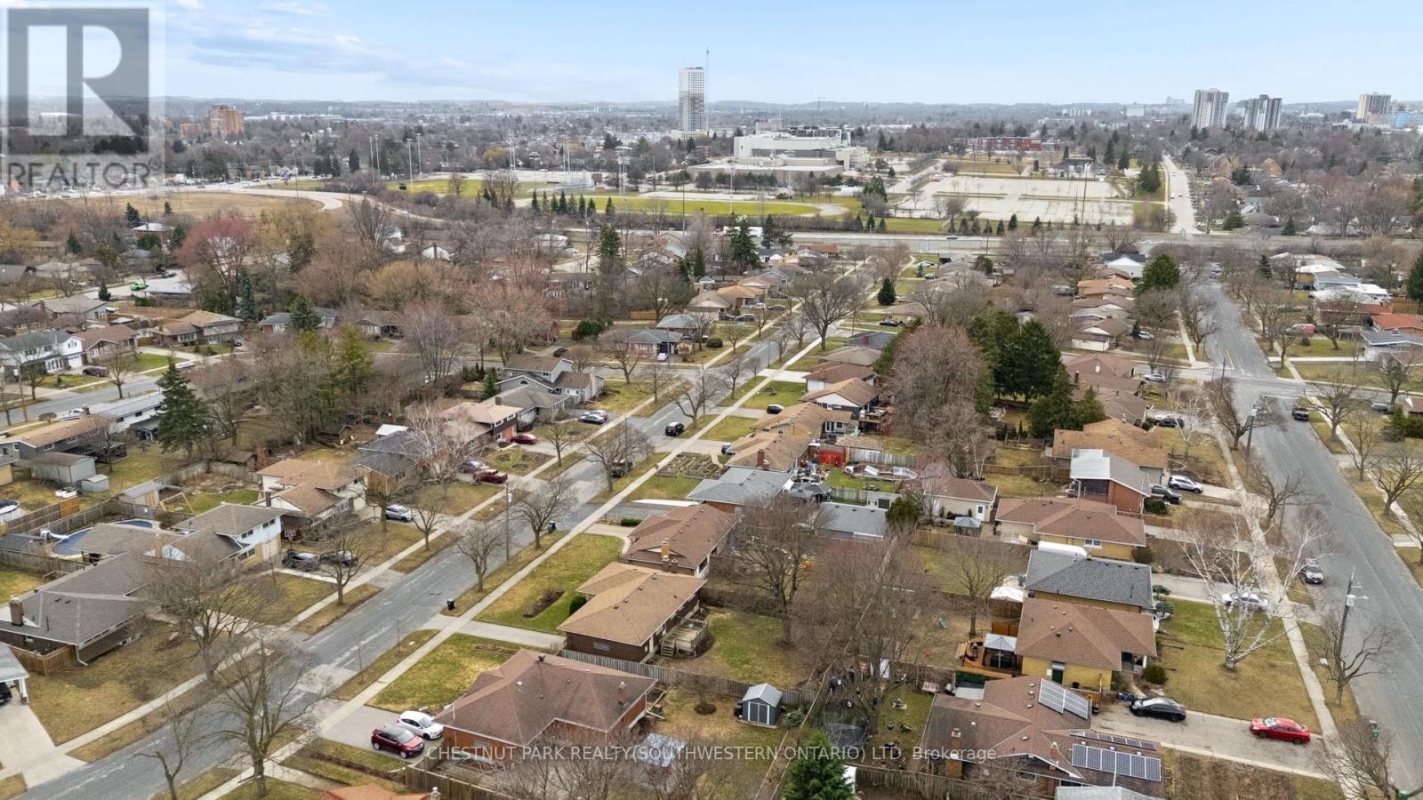 137 Donald Street, Kitchener, Ontario  N2B 3G7 - Photo 38 - X12953156