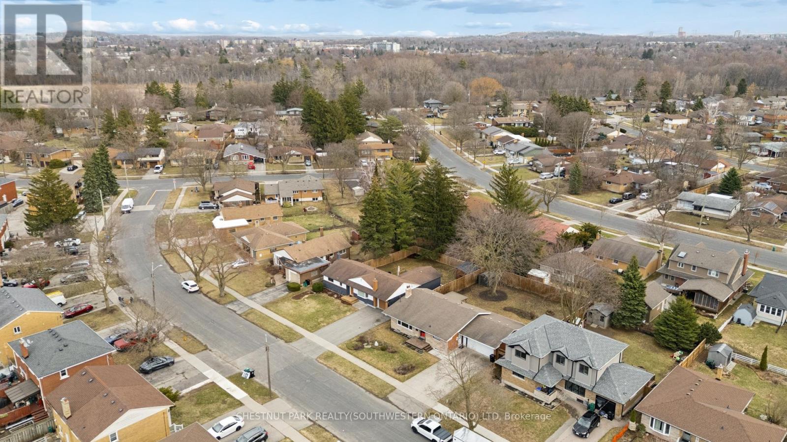 137 Donald Street, Kitchener, Ontario  N2B 3G7 - Photo 40 - X12953156