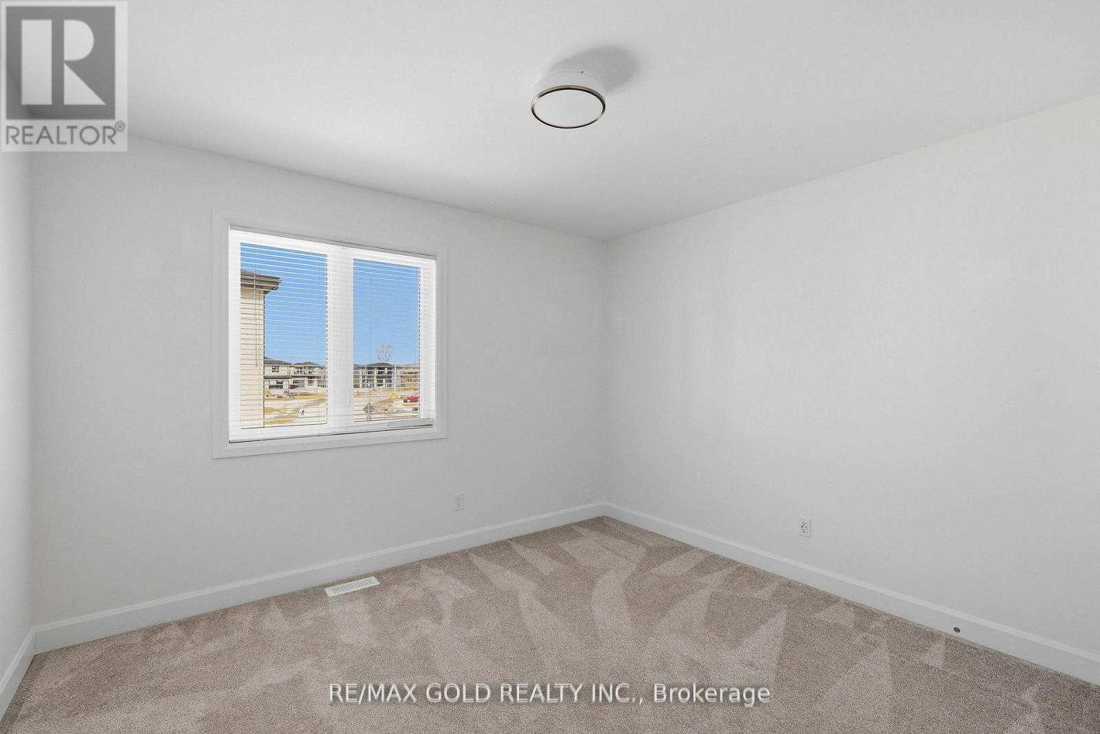 33 Walden Pond Drive, Loyalist, Ontario  K7N 0E7 - Photo 28 - X12953180