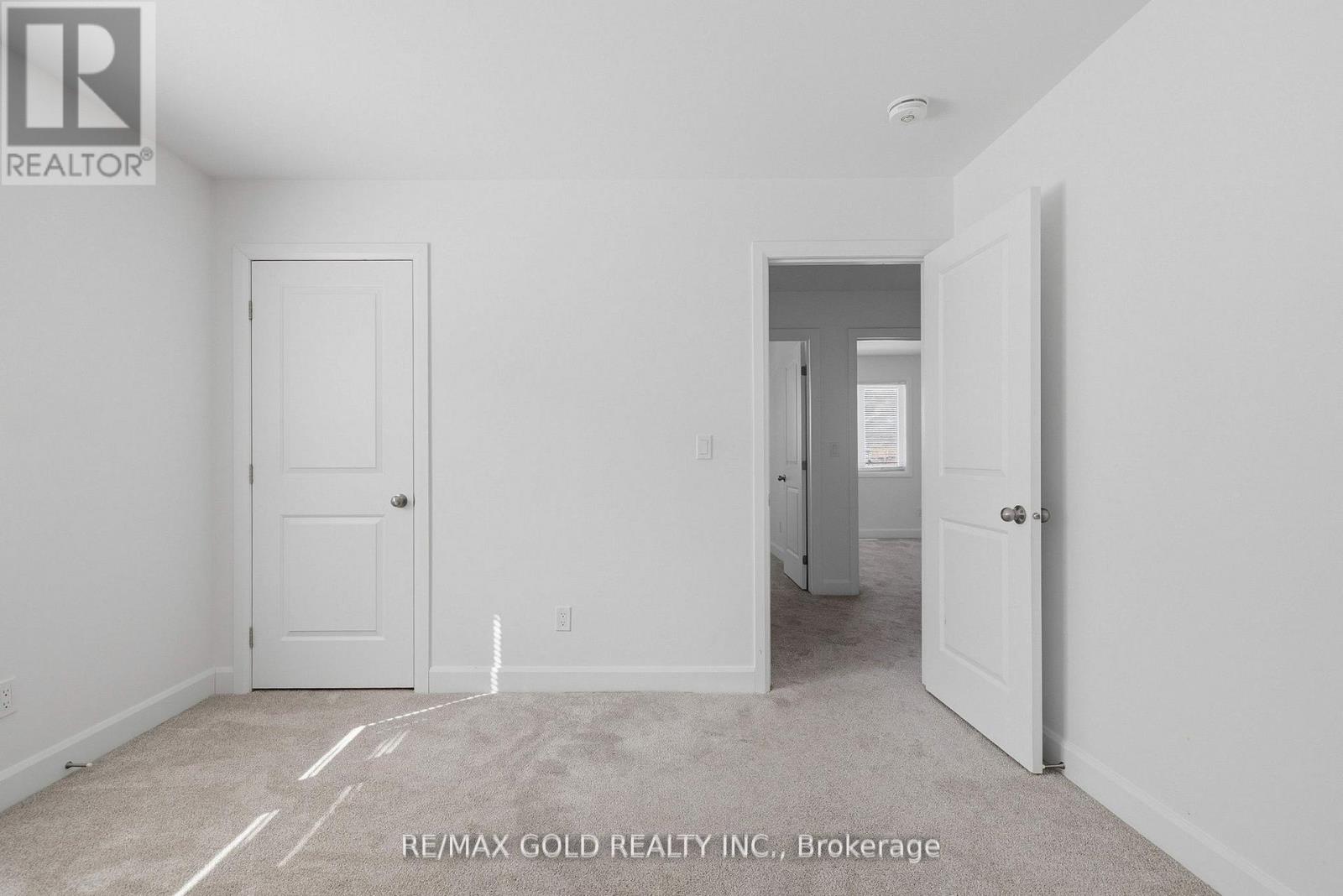 33 Walden Pond Drive, Loyalist, Ontario  K7N 0E7 - Photo 33 - X12953180