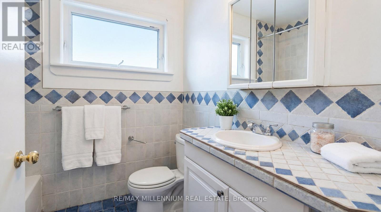 59 West Street S, Huntsville, Ontario  P1H 2M8 - Photo 9 - X12953206