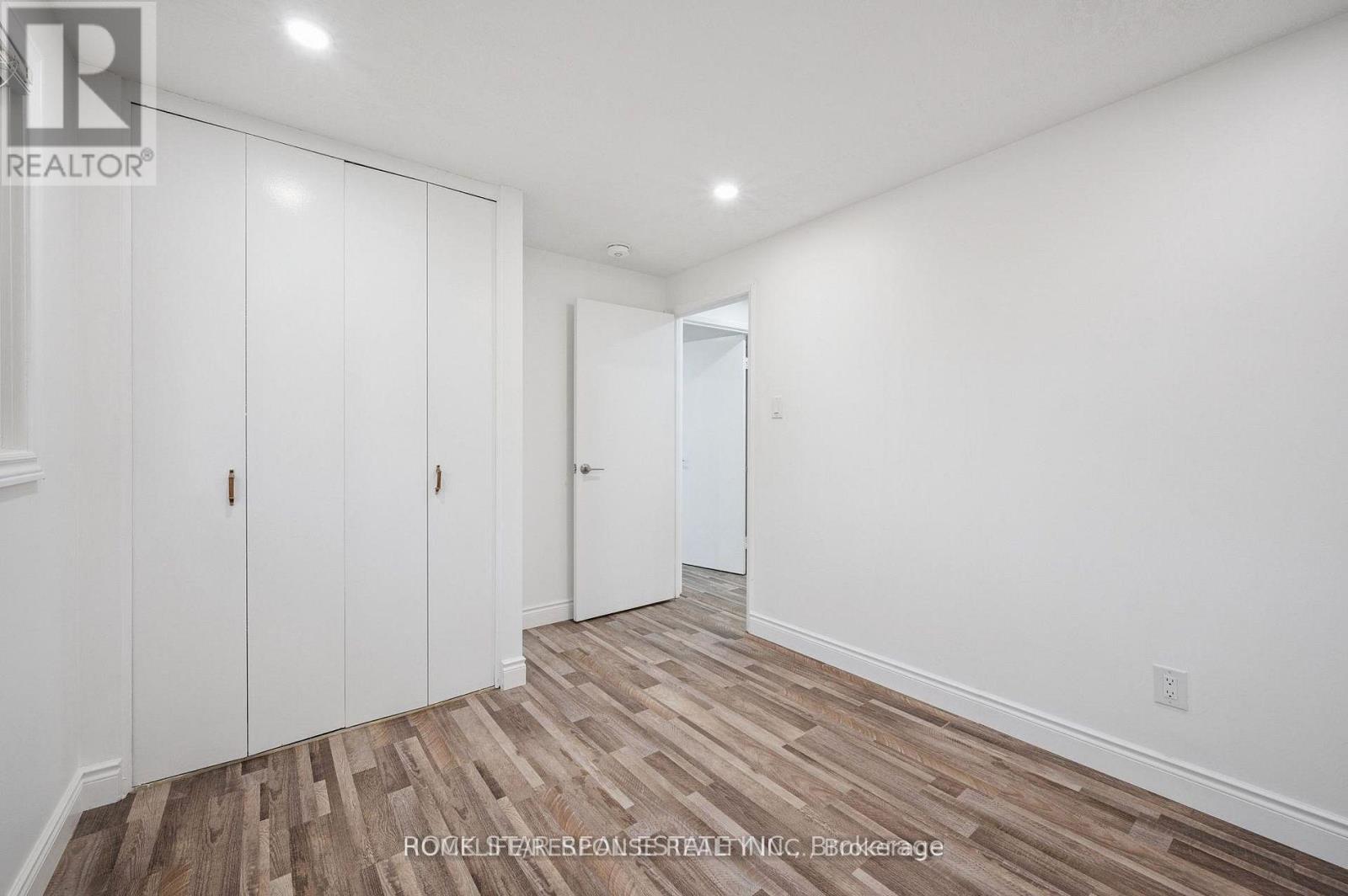 Upper - 118 Selkirk Drive, Kitchener, Ontario  N2E 1M4 - Photo 18 - X12953260