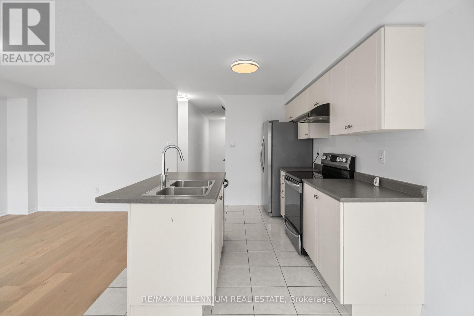 29 Cole Crescent, Brantford, Ontario  N3T 0P4 - Photo 6 - X12953292