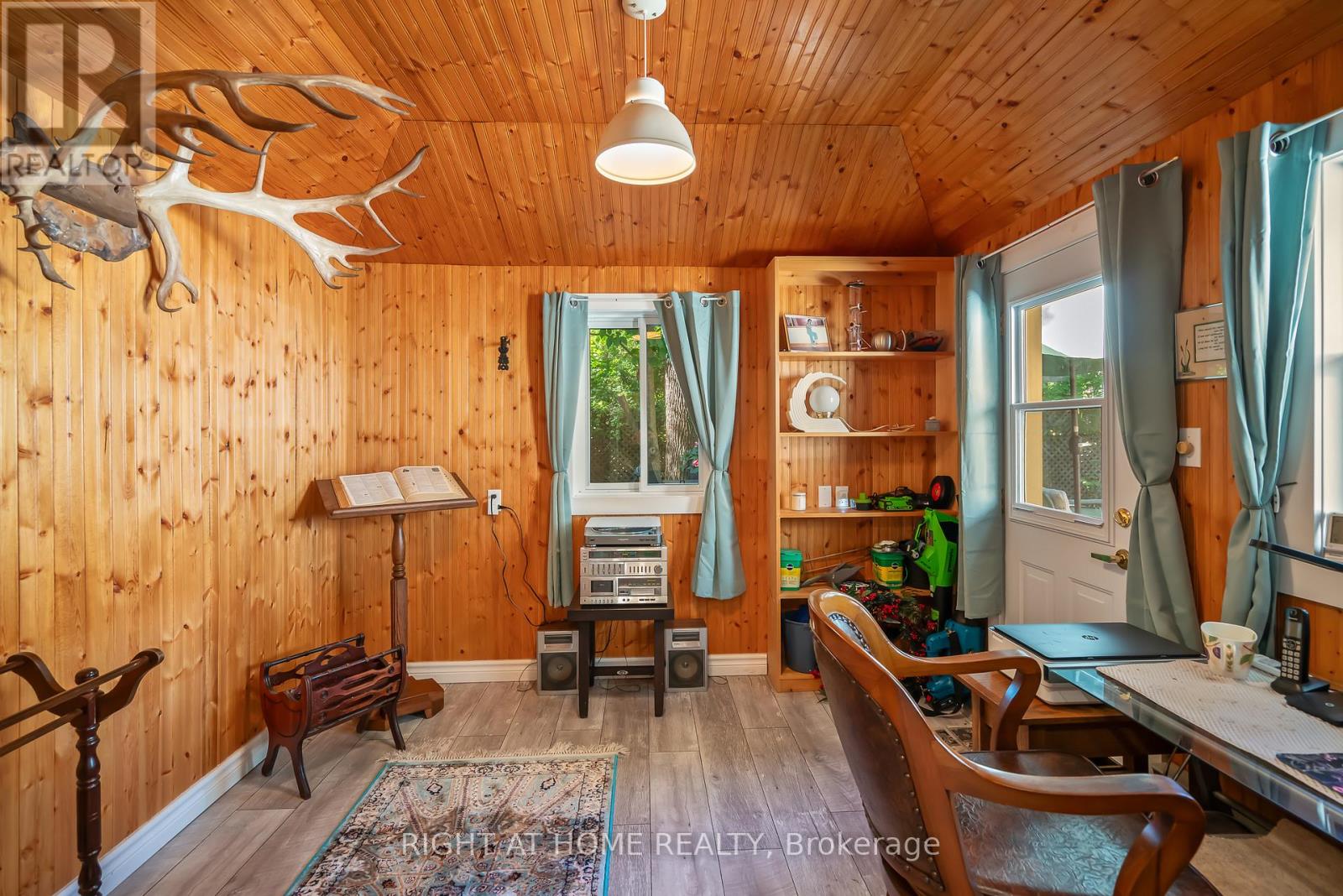 267 Victoria Street, Niagara-On-The-Lake, Ontario  L0S 1J0 - Photo 35 - X12953300