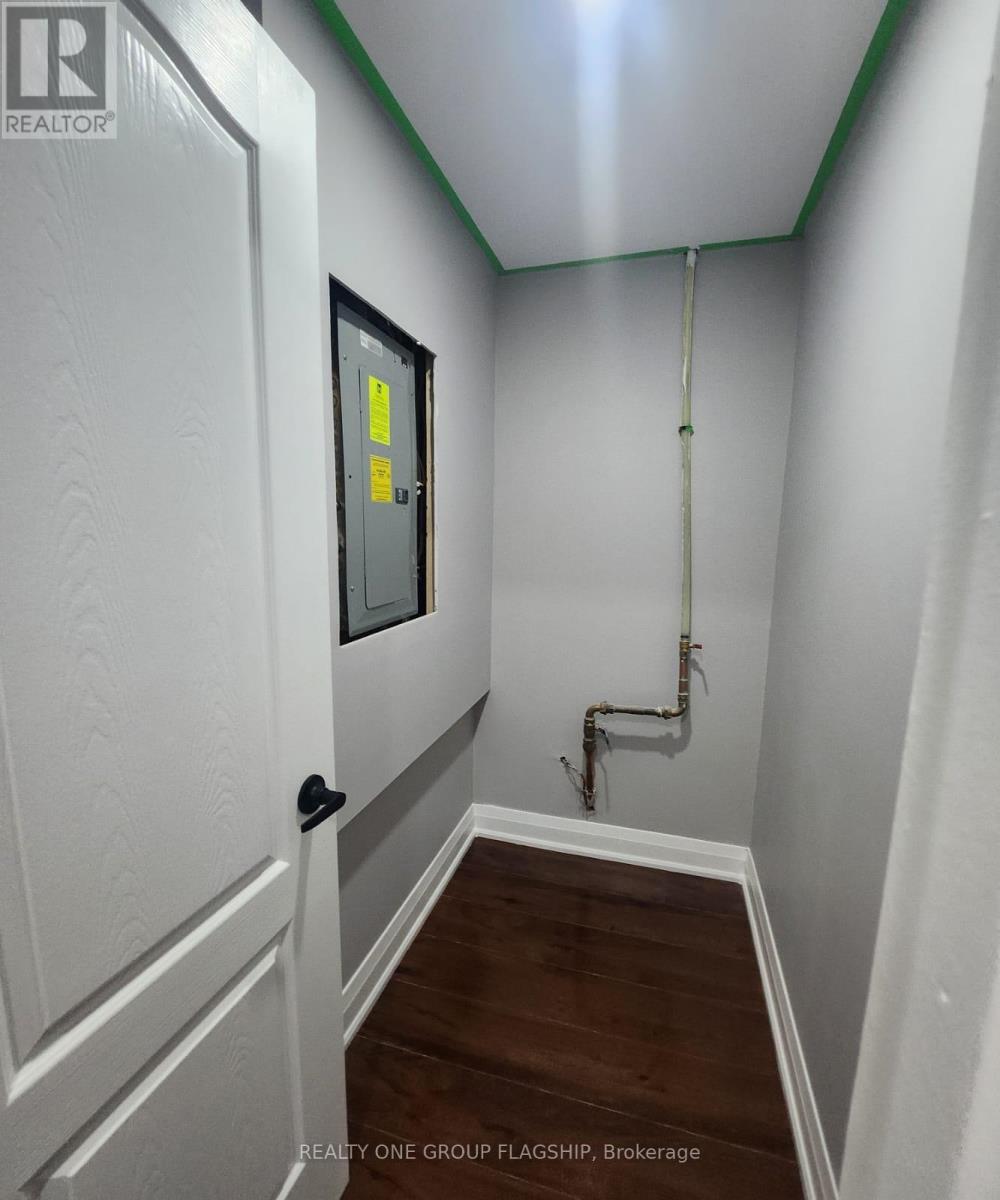 Lower - 15 Sasha Court, Hamilton, Ontario  L8E 0A3 - Photo 44 - X12953358