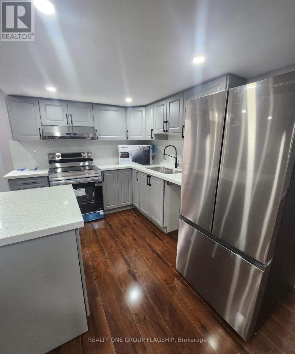 Lower - 15 Sasha Court, Hamilton, Ontario  L8E 0A3 - Photo 7 - X12953358