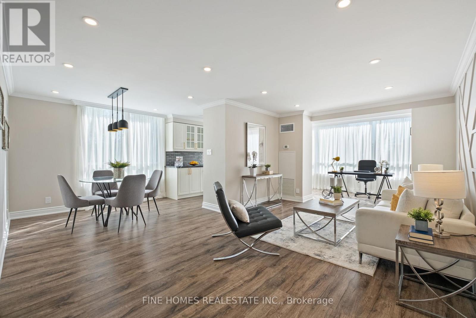 307 - 120 PROMENADE CIRCLE, Vaughan, Ontario