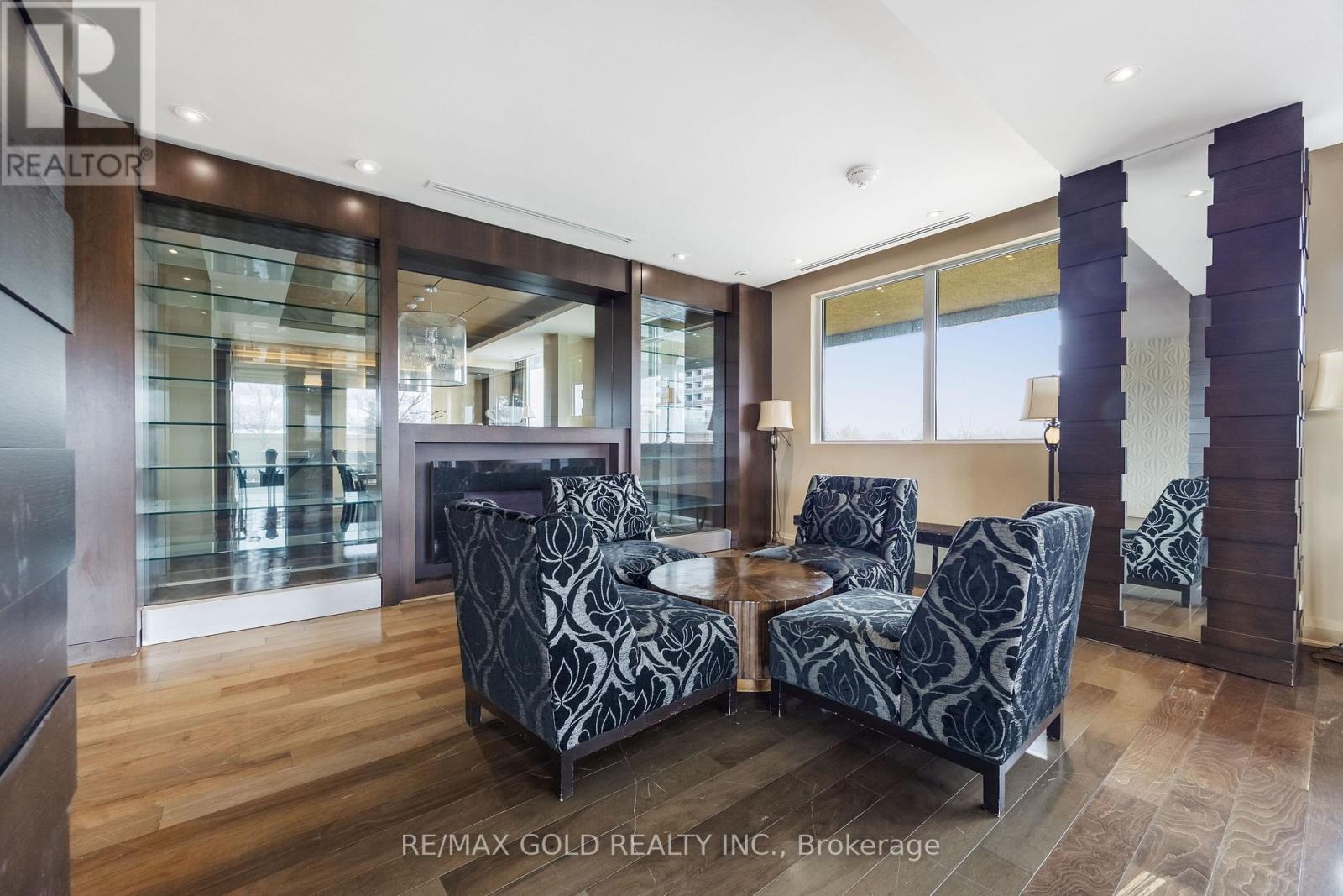 2407 - 100 John Street, Brampton, Ontario  L6W 0A8 - Photo 26 - W12929744