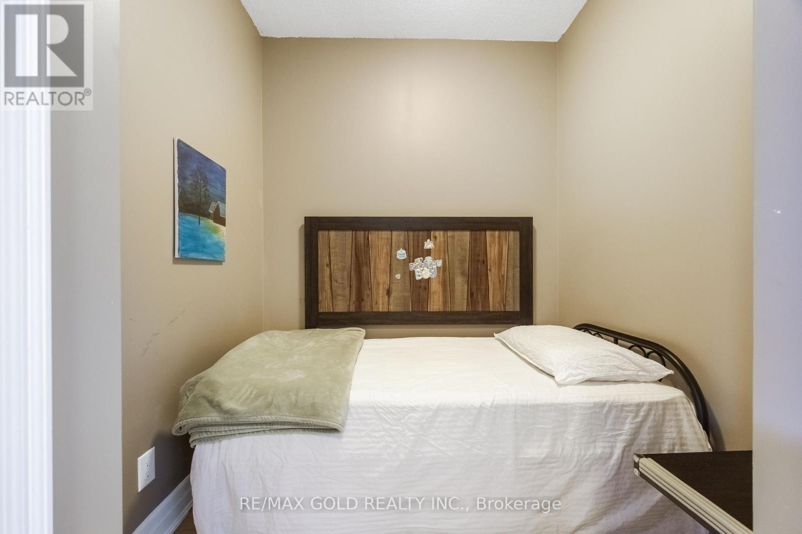 2407 - 100 John Street, Brampton, Ontario  L6W 0A8 - Photo 24 - W12929744