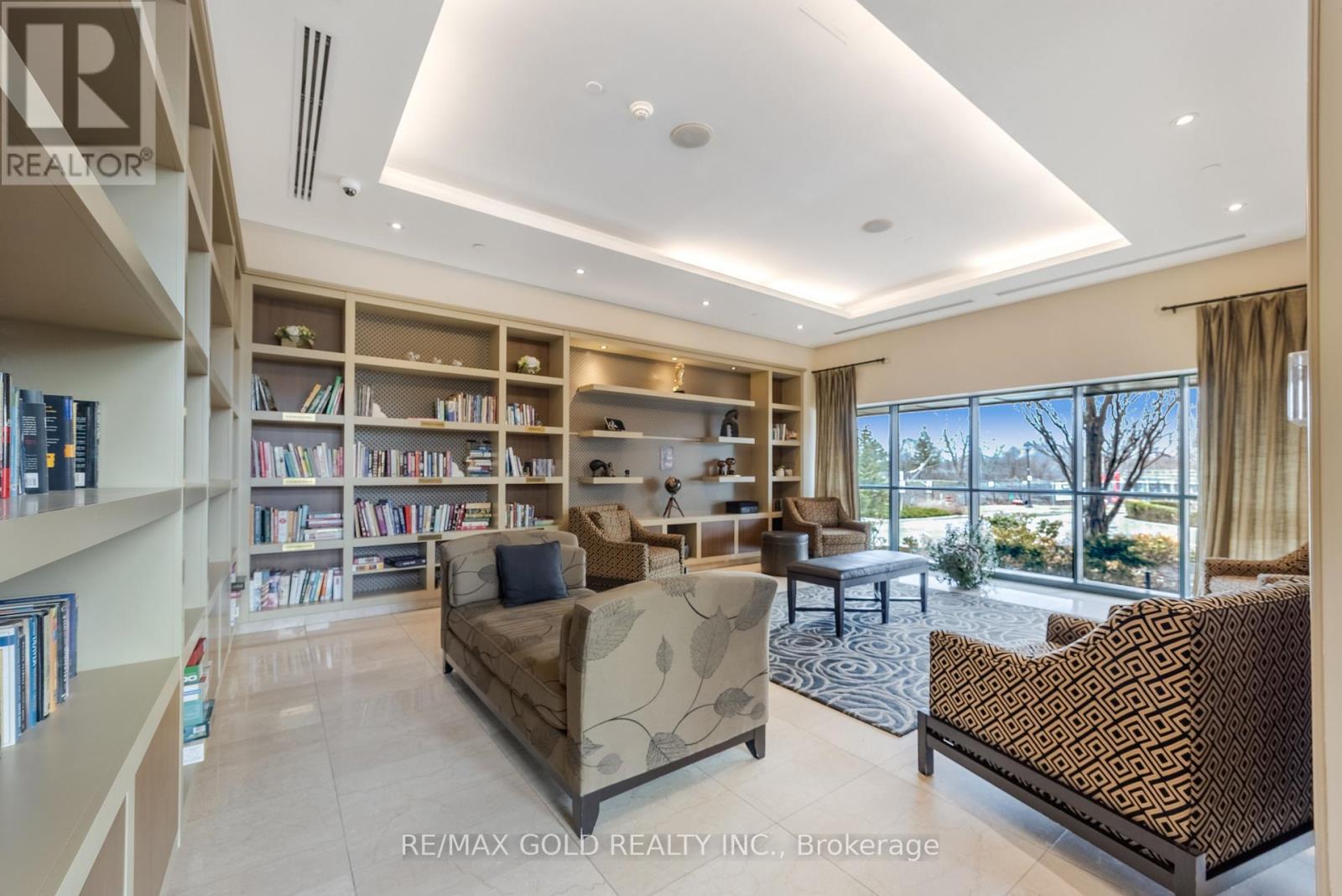 2407 - 100 John Street, Brampton, Ontario  L6W 0A8 - Photo 21 - W12929744