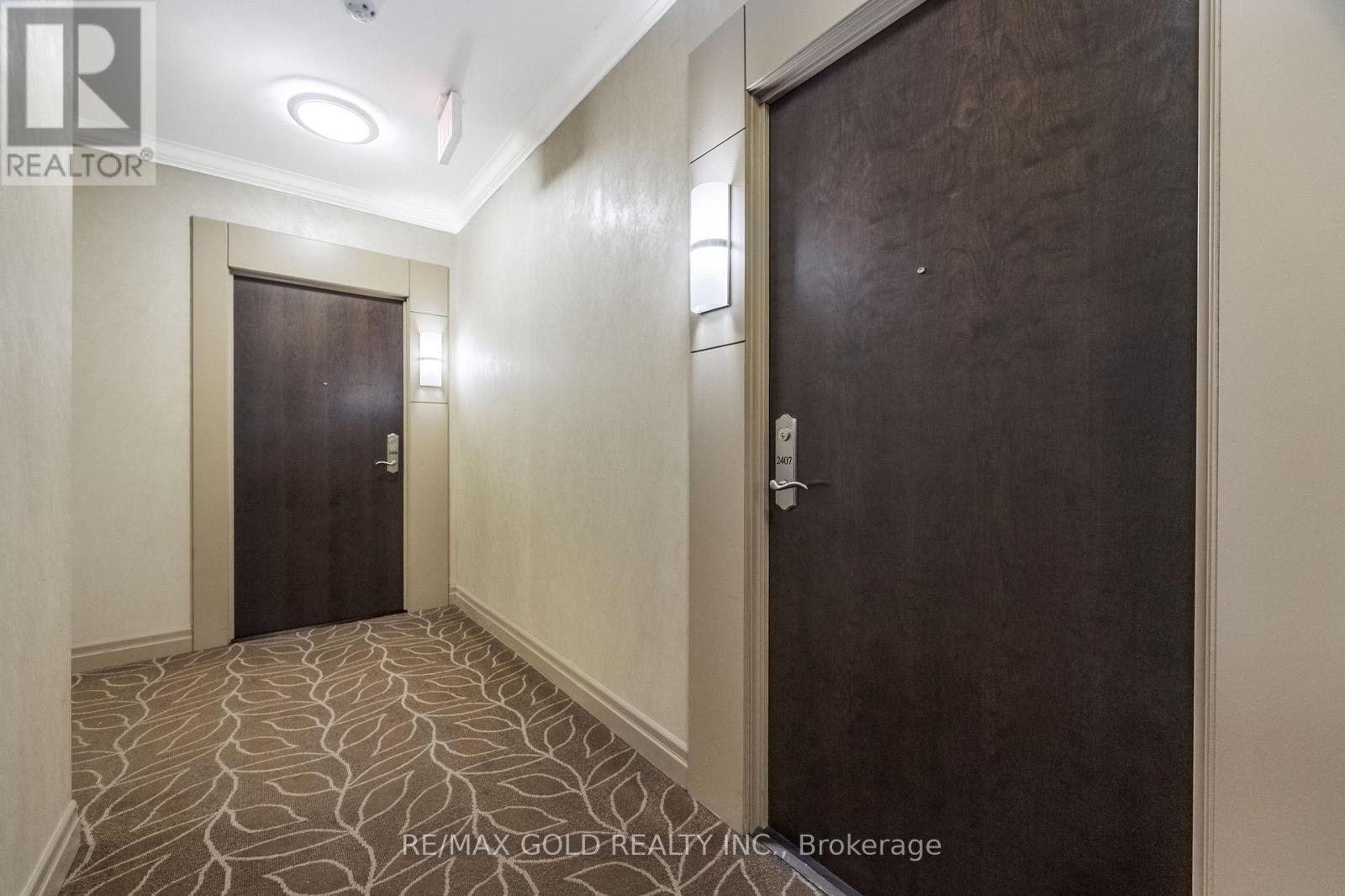 2407 - 100 John Street, Brampton, Ontario  L6W 0A8 - Photo 7 - W12929744