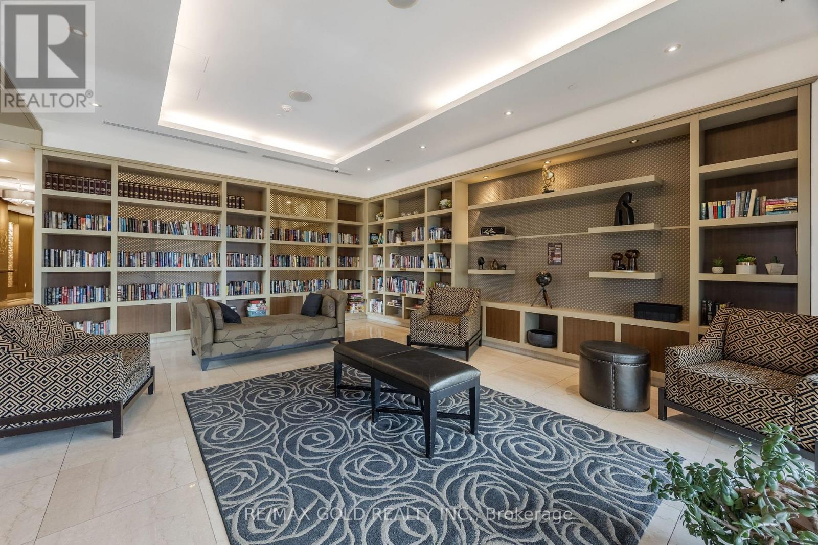 2407 - 100 John Street, Brampton, Ontario  L6W 0A8 - Photo 46 - W12929744