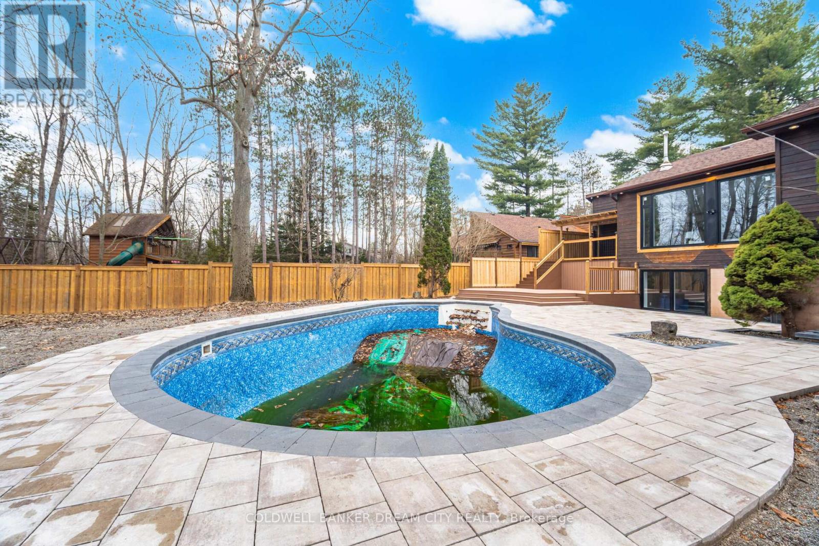 43 Olivers Lane, Caledon, Ontario  L7C 1G5 - Photo 47 - W12934844