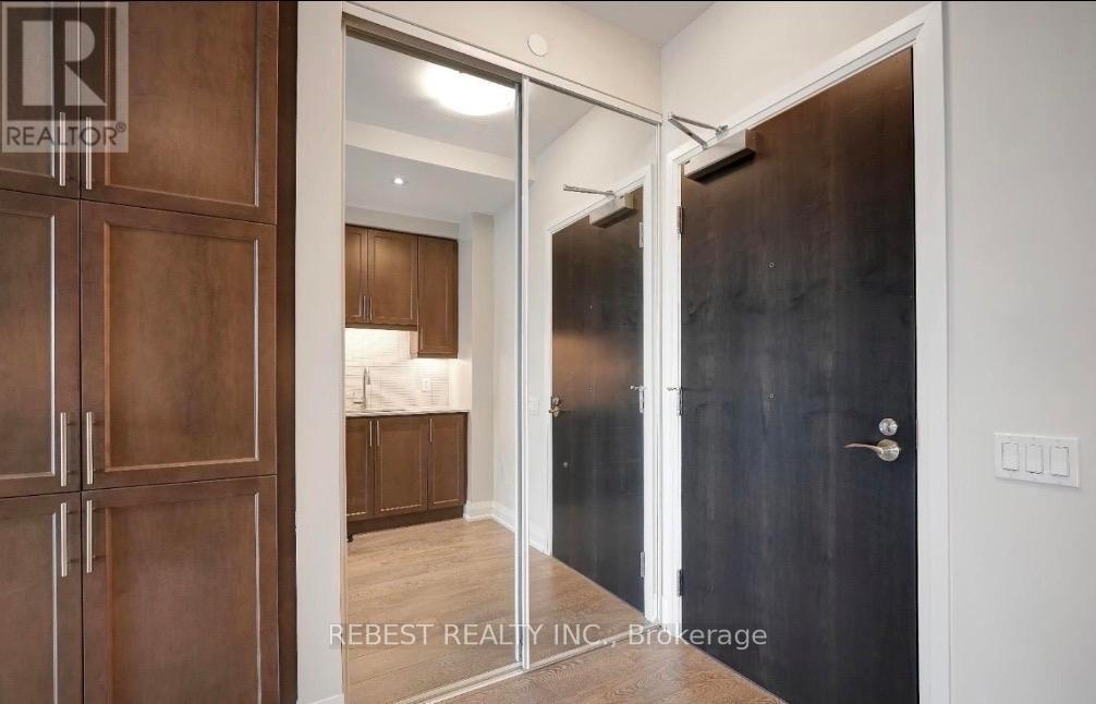 1207 - 15 Lynch Street, Brampton, Ontario  L6W 0C7 - Photo 6 - W12937388