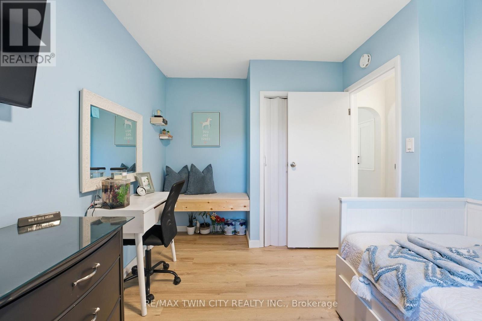 1822 Spragues Road, North Dumfries, Ontario  N1R 5S5 - Photo 14 - X12840864