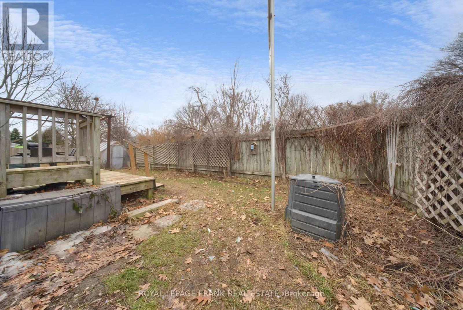 2 Fairbairn Court, Clarington, Ontario  L1C 4K9 - Photo 36 - E12950908