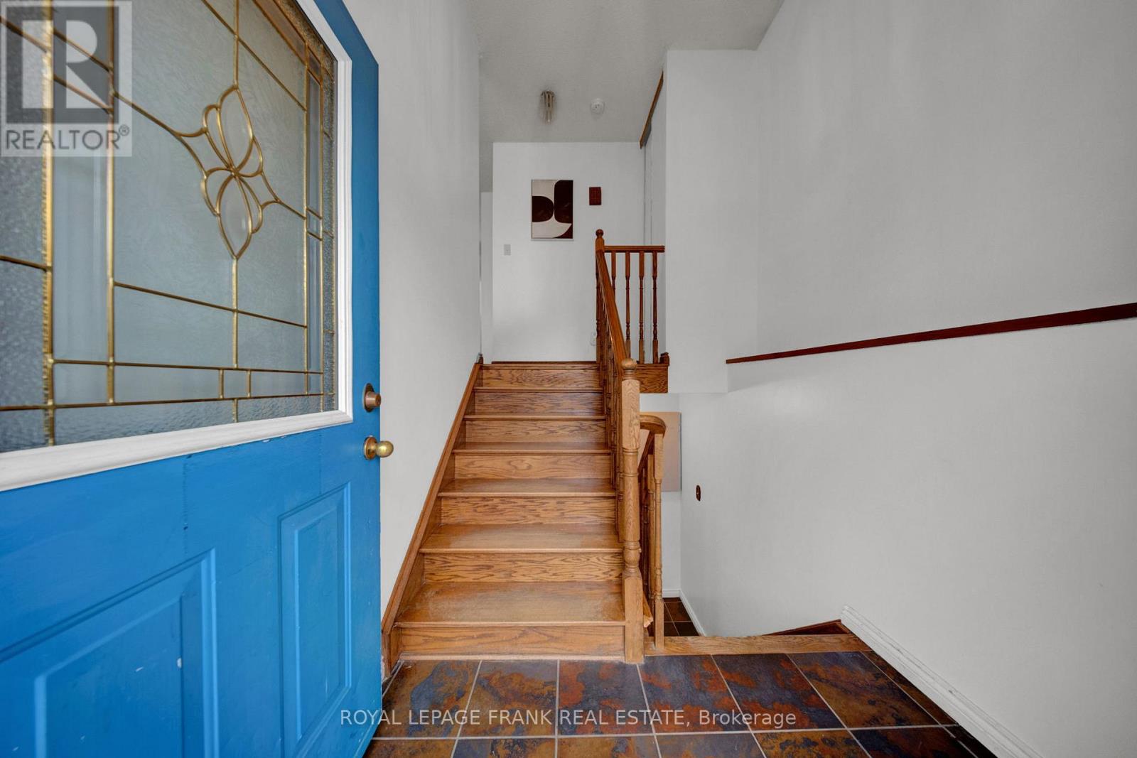 2 Fairbairn Court, Clarington, Ontario  L1C 4K9 - Photo 7 - E12950908