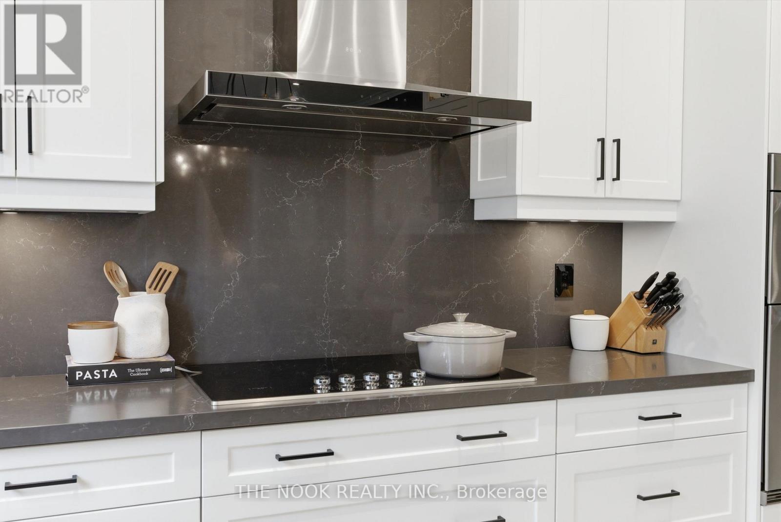 113 Feint Drive, Ajax, Ontario  L1T 0E8 - Photo 15 - E12953466