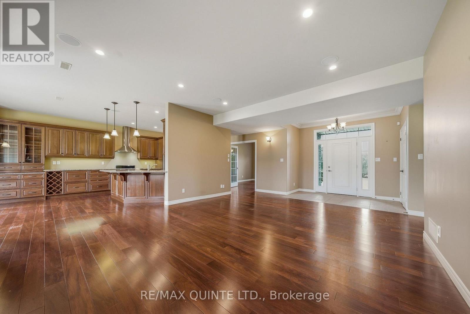 3717 County Rd 3 Road, Prince Edward County, Ontario  K0K 1L0 - Photo 10 - X12953408