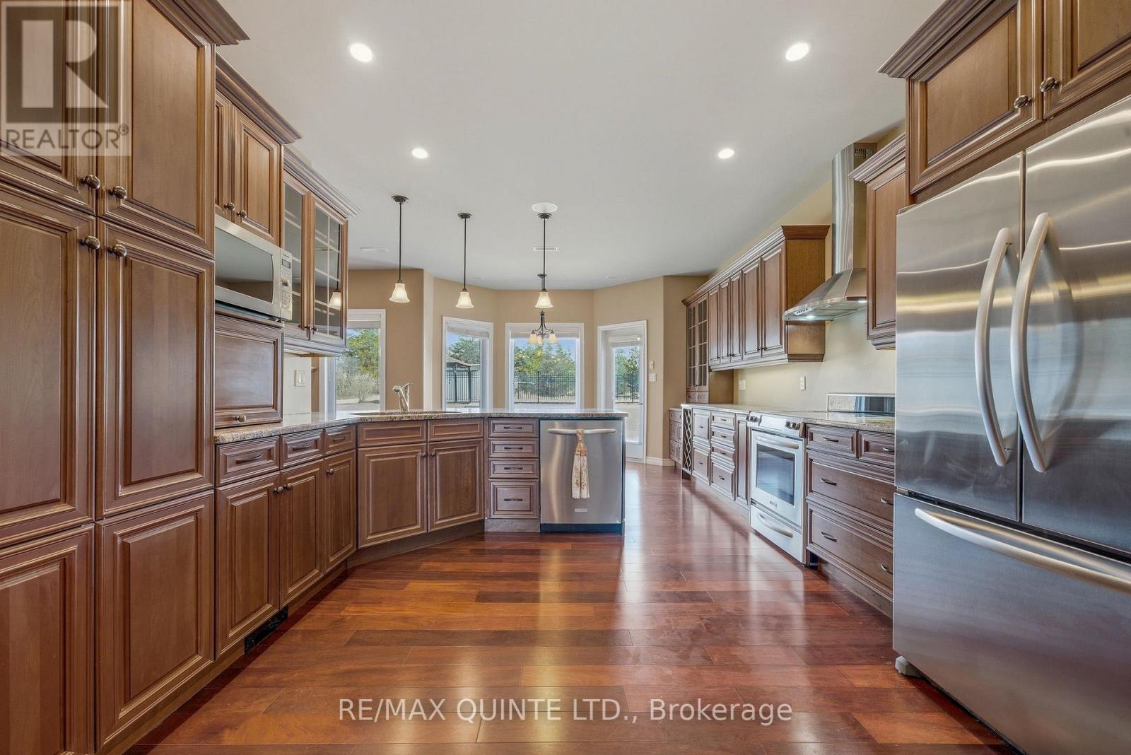 3717 County Rd 3 Road, Prince Edward County, Ontario  K0K 1L0 - Photo 19 - X12953408