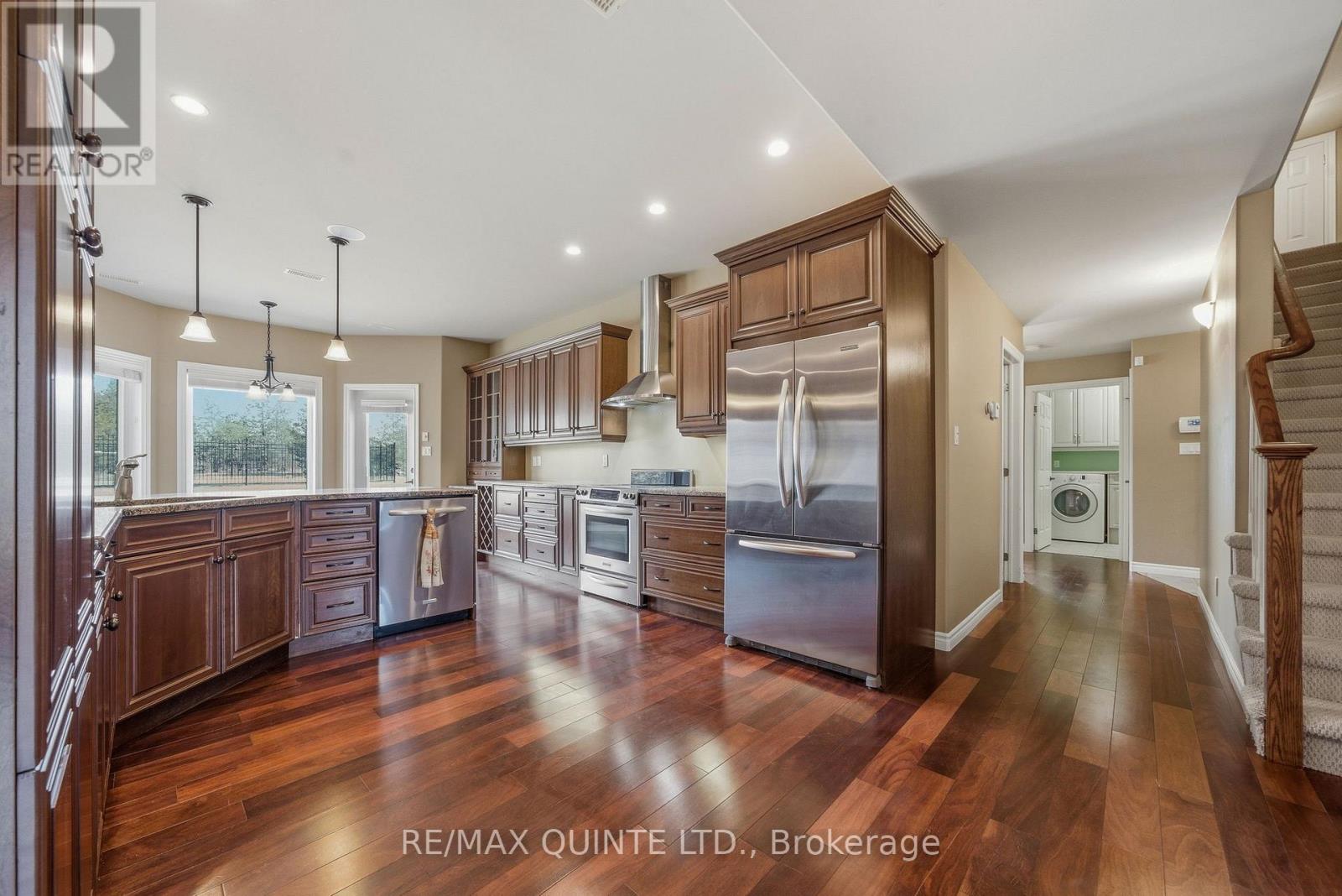 3717 County Rd 3 Road, Prince Edward County, Ontario  K0K 1L0 - Photo 21 - X12953408