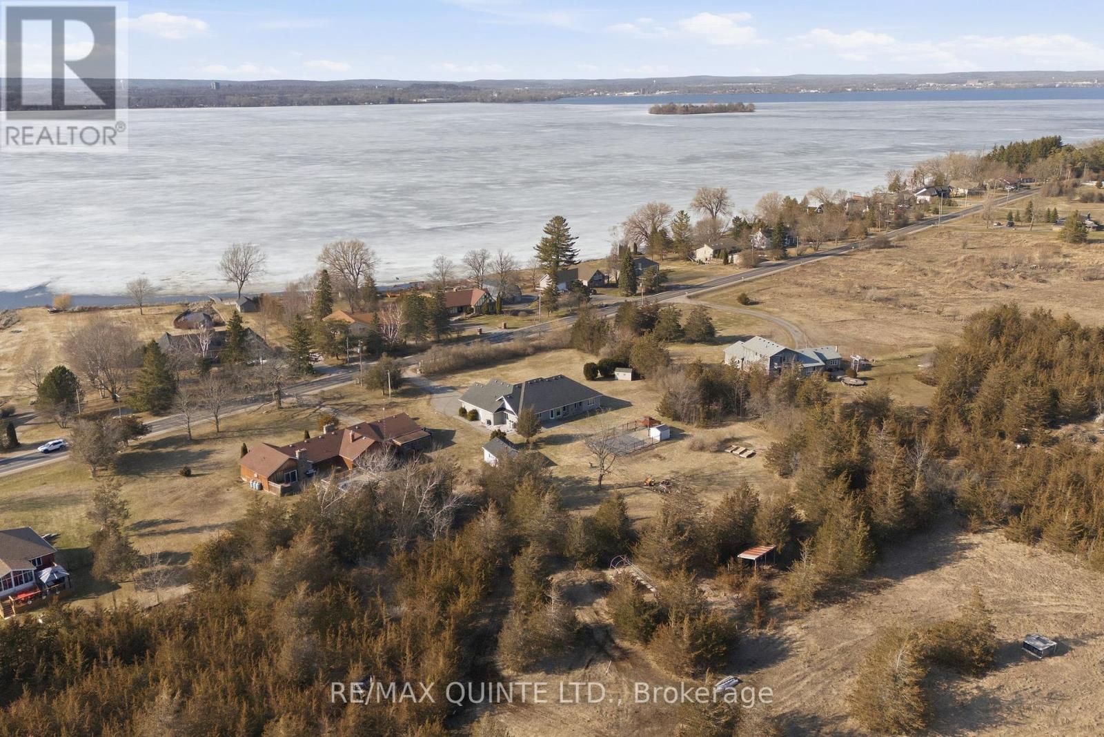 3717 County Rd 3 Road, Prince Edward County, Ontario  K0K 1L0 - Photo 5 - X12953408