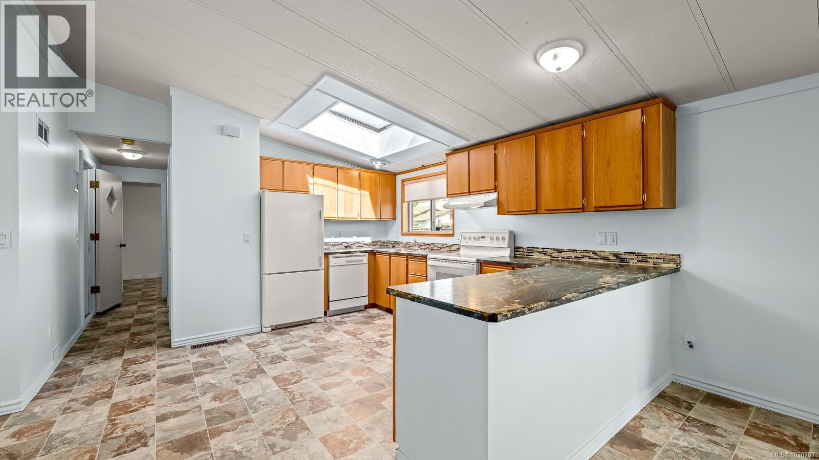 2074 6th St E, Courtenay, British Columbia  V9N 7L8 - Photo 9 - 1030797