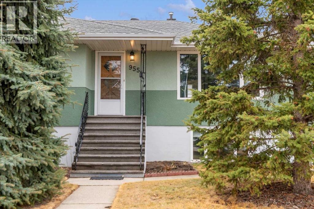 955 15 Avenue NE, Calgary, Alberta  T2E 1J2 - Photo 4 - A2292994