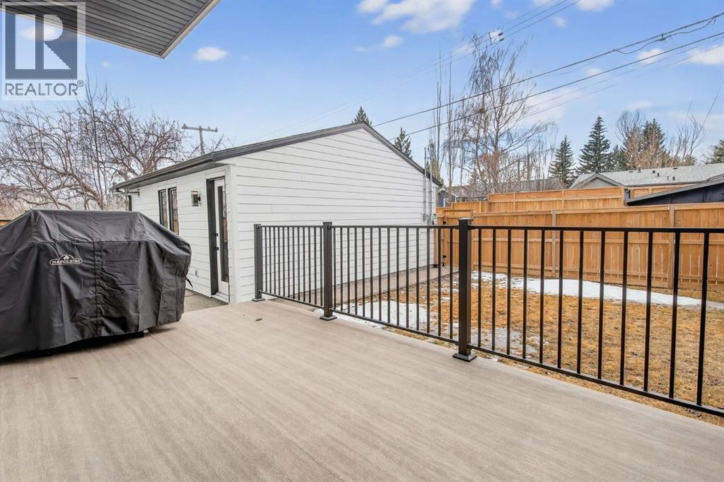 6515 Longmoor Way SW, Calgary, Alberta  T3E 5Z8 - Photo 25 - A2294630