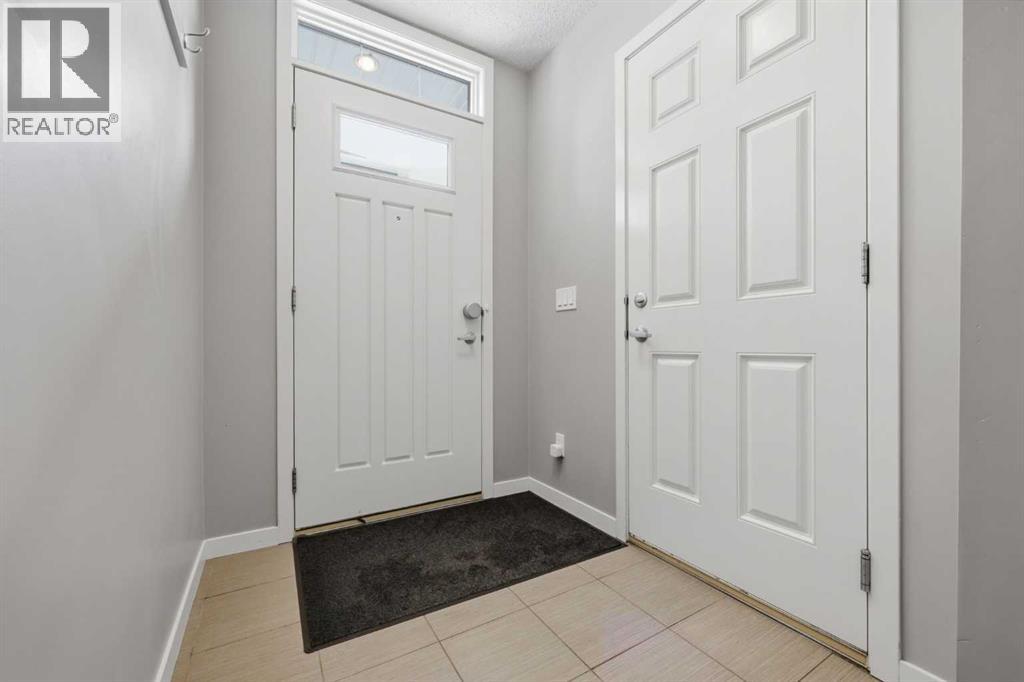147 New Brighton Walk SE, Calgary, Alberta  T2Z 5C7 - Photo 3 - A2295924