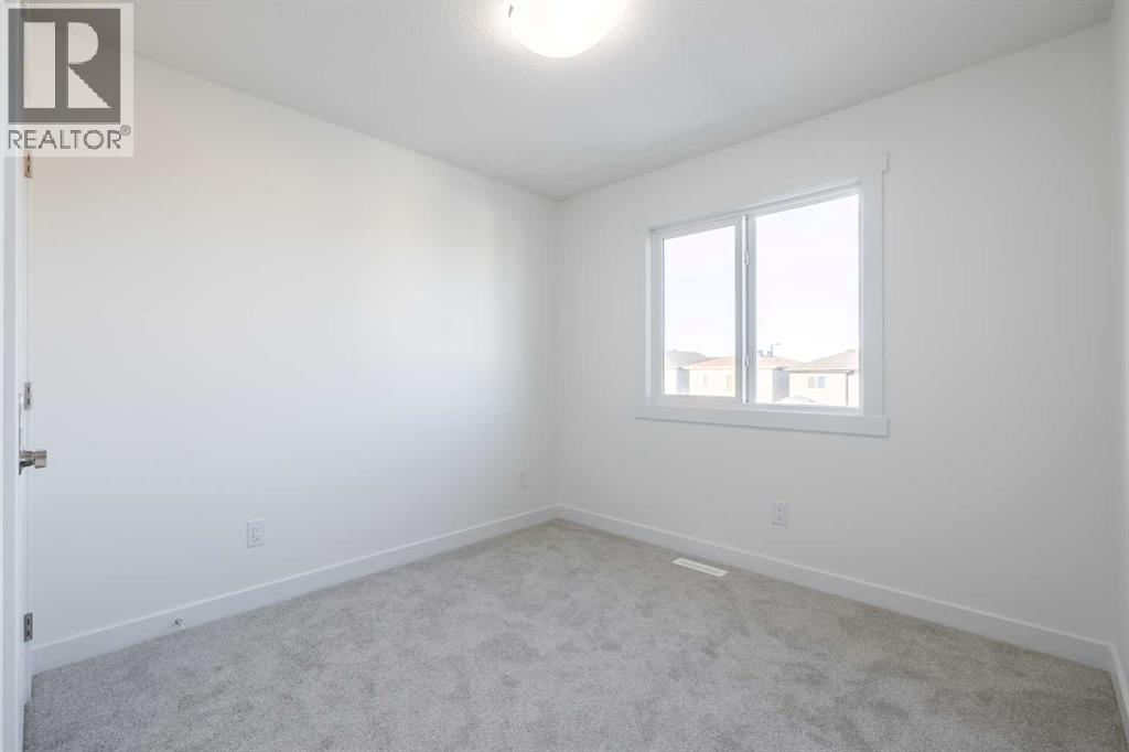 450 Heartland Way, Cochrane, Alberta  T4C 3L7 - Photo 20 - A2298446