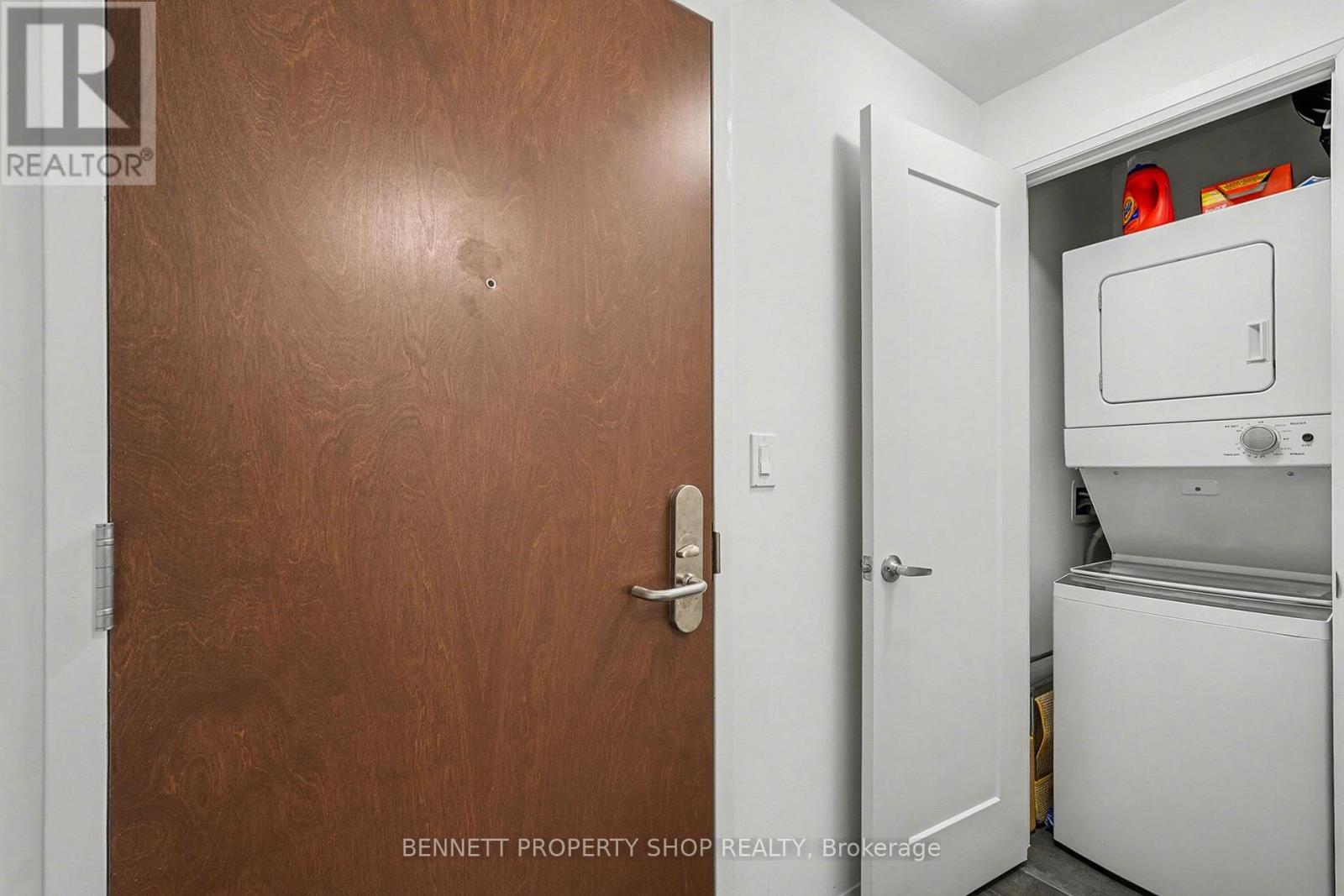 504 - 805 Carling Avenue, Ottawa, Ontario  K1S 2E7 - Photo 12 - X12953402