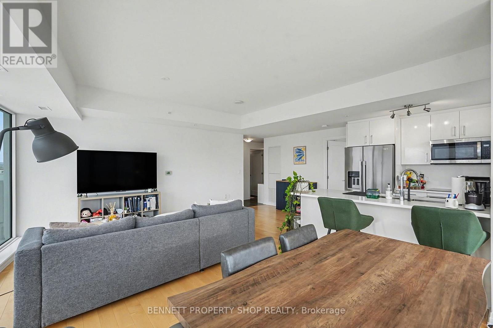 504 - 805 Carling Avenue, Ottawa, Ontario  K1S 2E7 - Photo 6 - X12953402