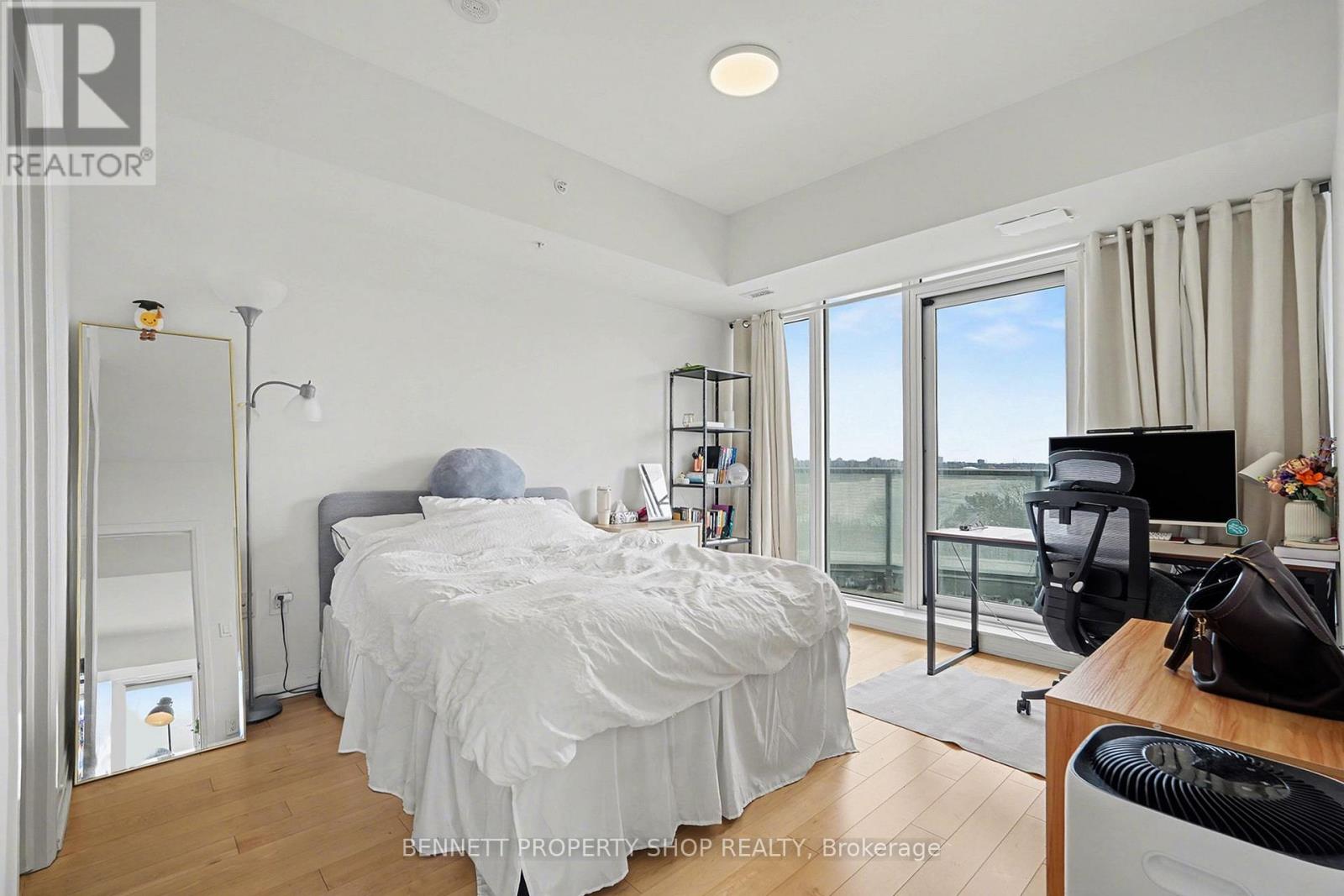 504 - 805 Carling Avenue, Ottawa, Ontario  K1S 2E7 - Photo 9 - X12953402