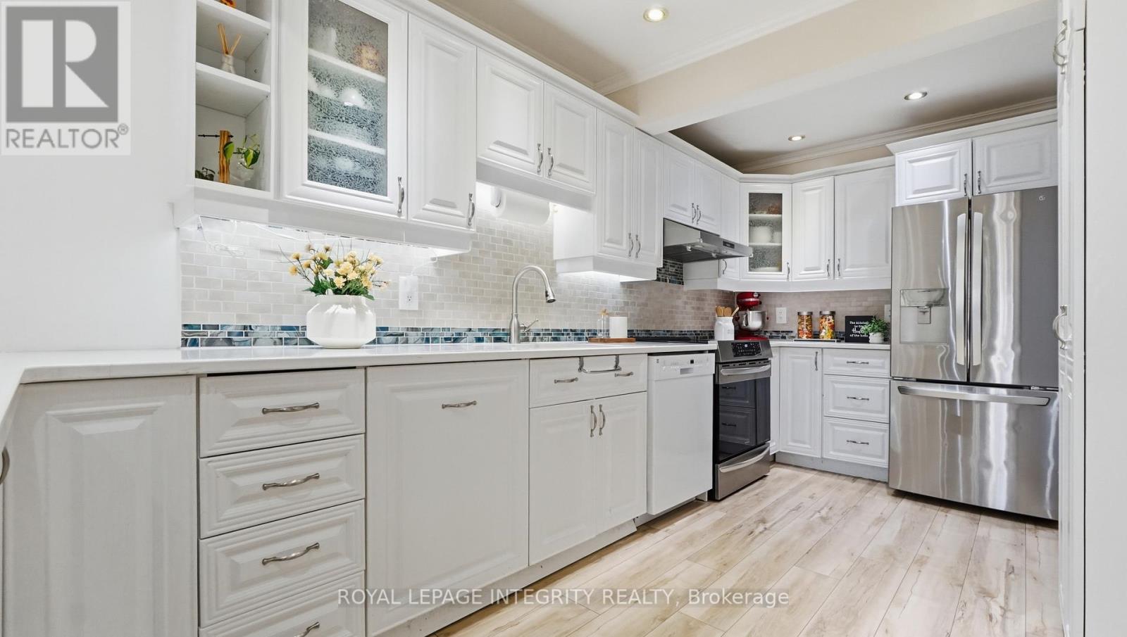 3039 Councillor's Way, Ottawa, Ontario  K1T 2T3 - Photo 19 - X12953442