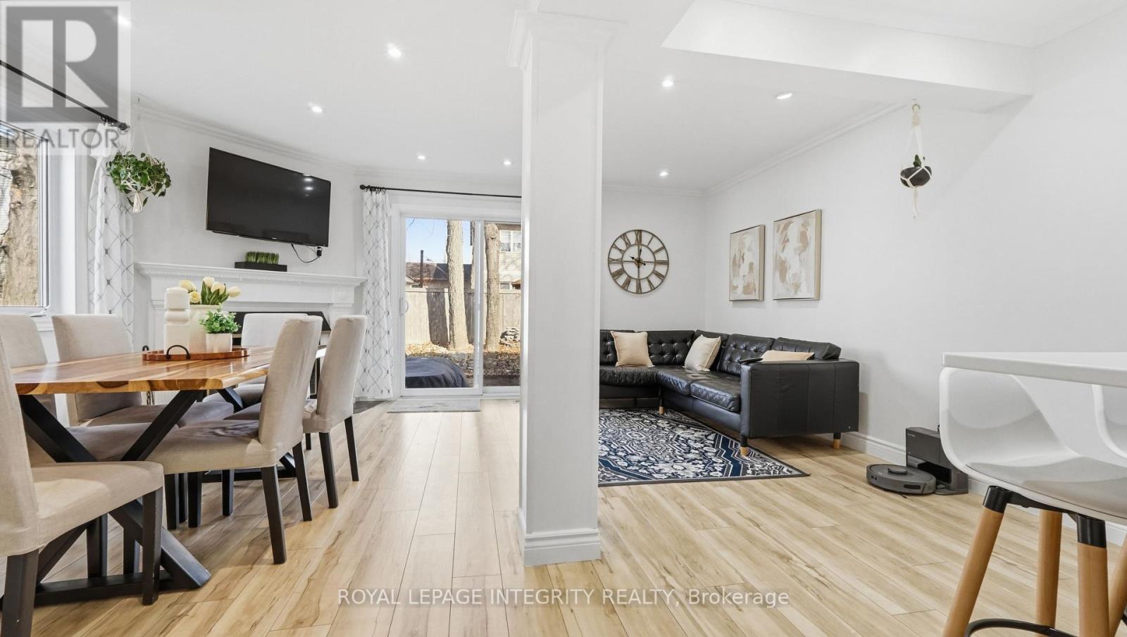 3039 Councillor's Way, Ottawa, Ontario  K1T 2T3 - Photo 9 - X12953442