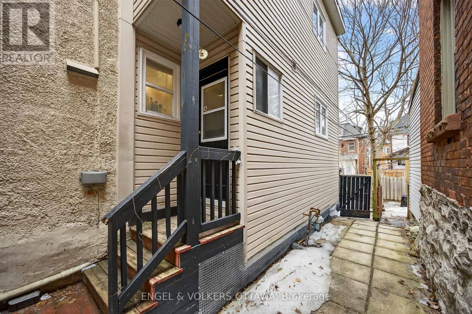 251 Arlington Avenue, Ottawa, Ontario  K1R 5T1 - Photo 39 - X12953494