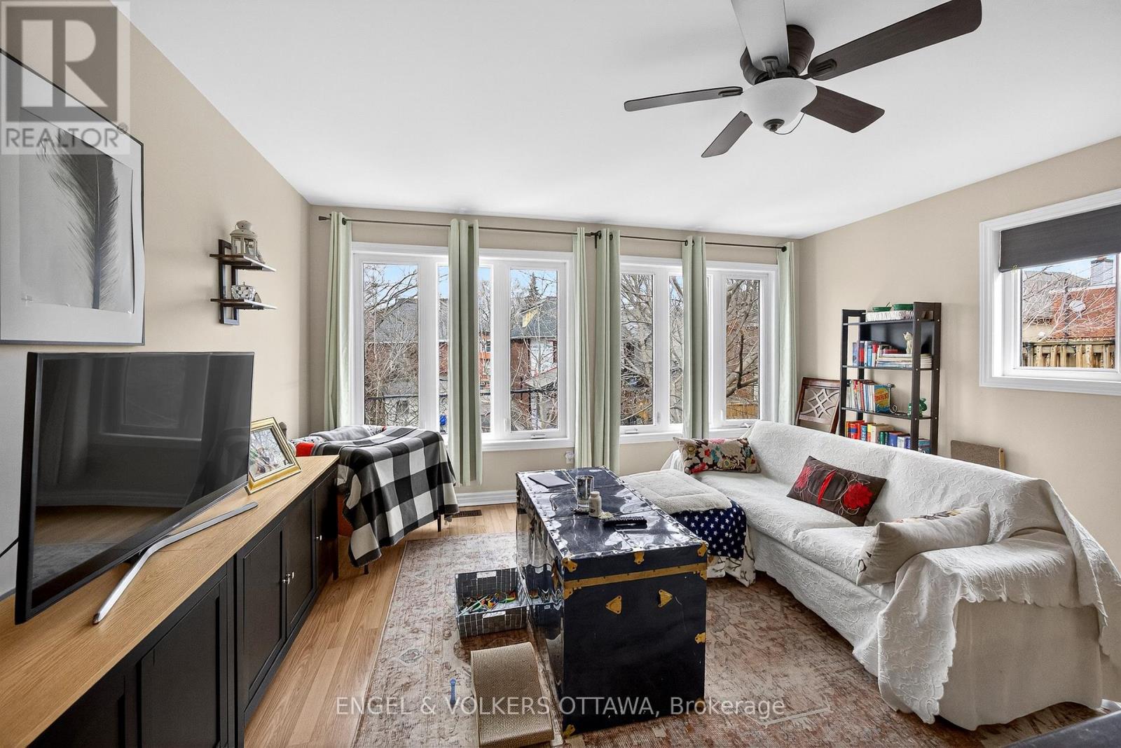 251 Arlington Avenue, Ottawa, Ontario  K1R 5T1 - Photo 8 - X12953494