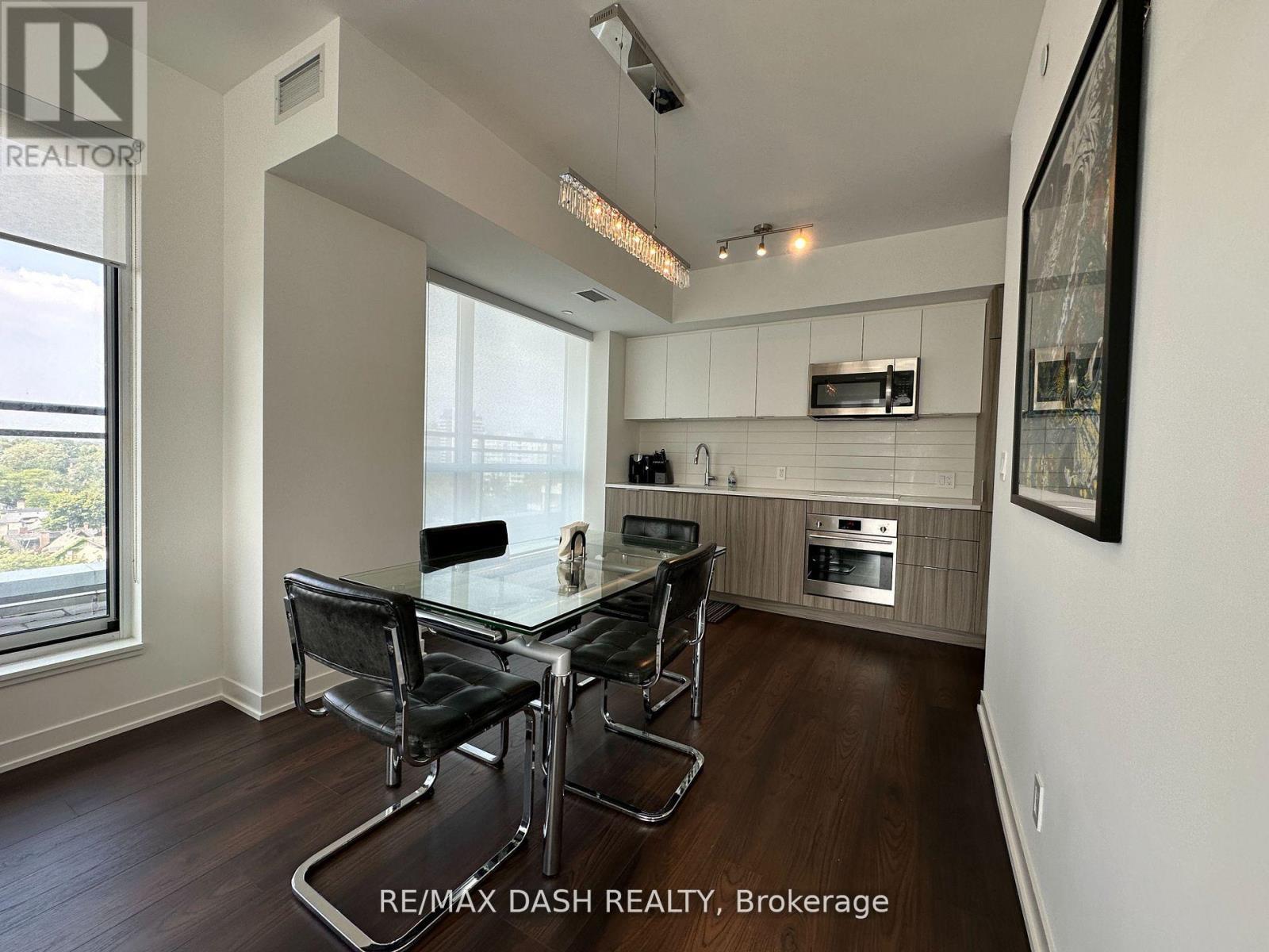 1002 - 223 St Clair Avenue W, Toronto, Ontario  M4V 1R3 - Photo 12 - C12883254