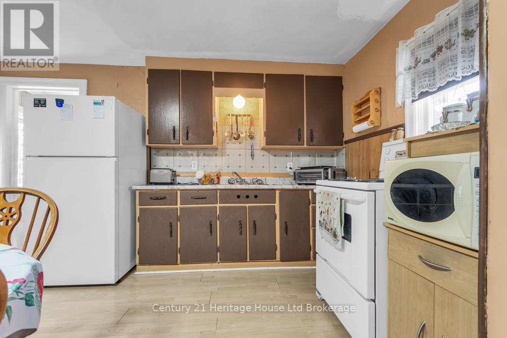 26 Pearl Street, Tillsonburg, Ontario  N4G 1L3 - Photo 7 - X12953470