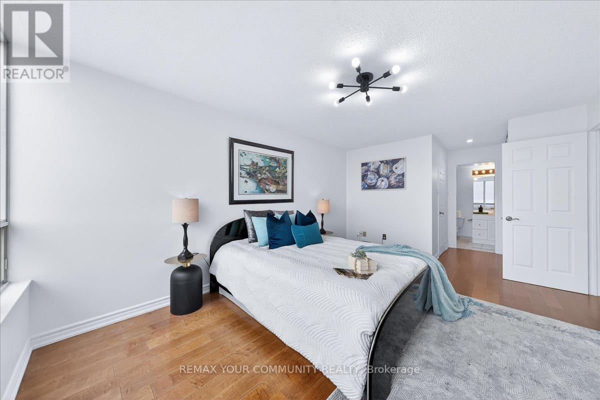 1501 - 8501 Bayview Avenue, Richmond Hill, Ontario  L4B 3J7 - Photo 17 - N12950806