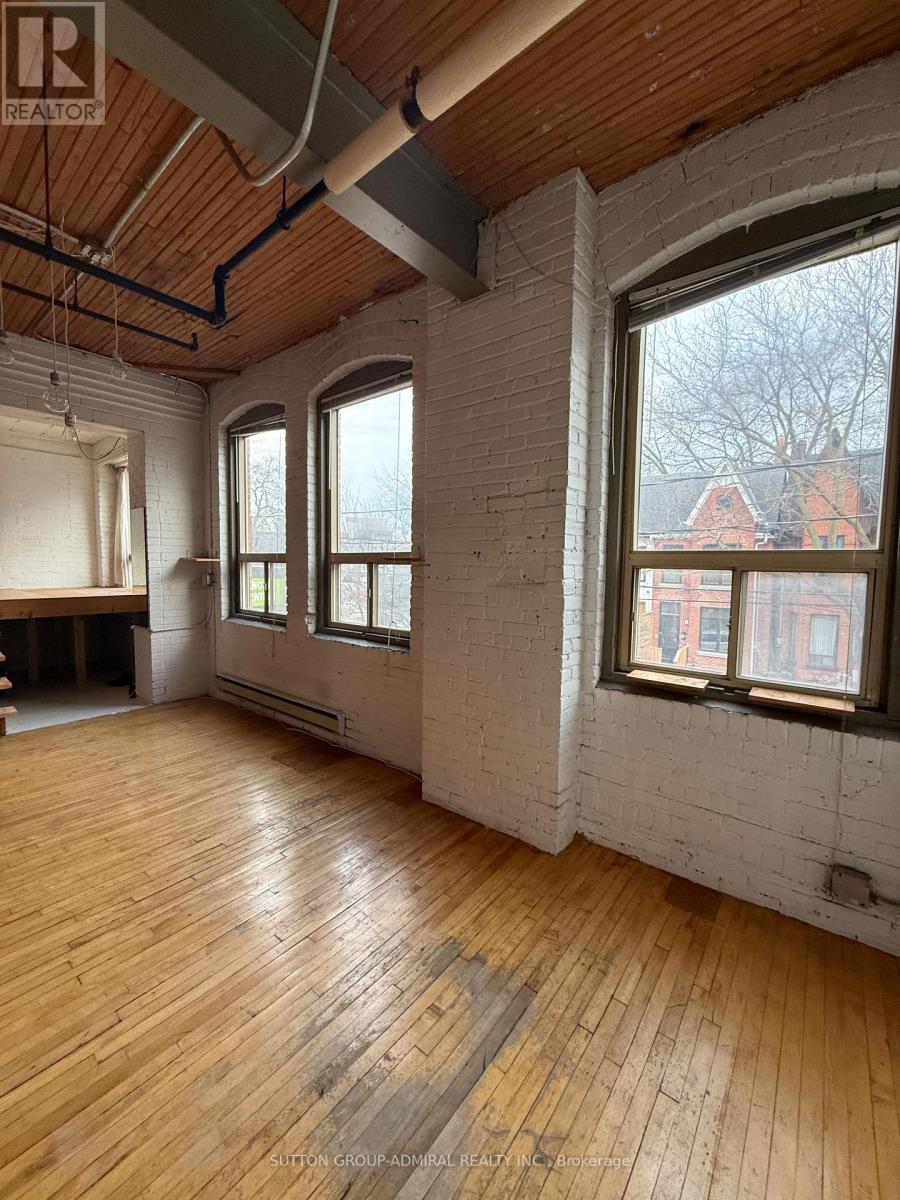 201 - 34 Noble Street, Toronto, Ontario  M6K 2C9 - Photo 7 - W12889838