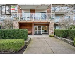303 1033 ST. GEORGE'S AVENUE, North Vancouver, British Columbia