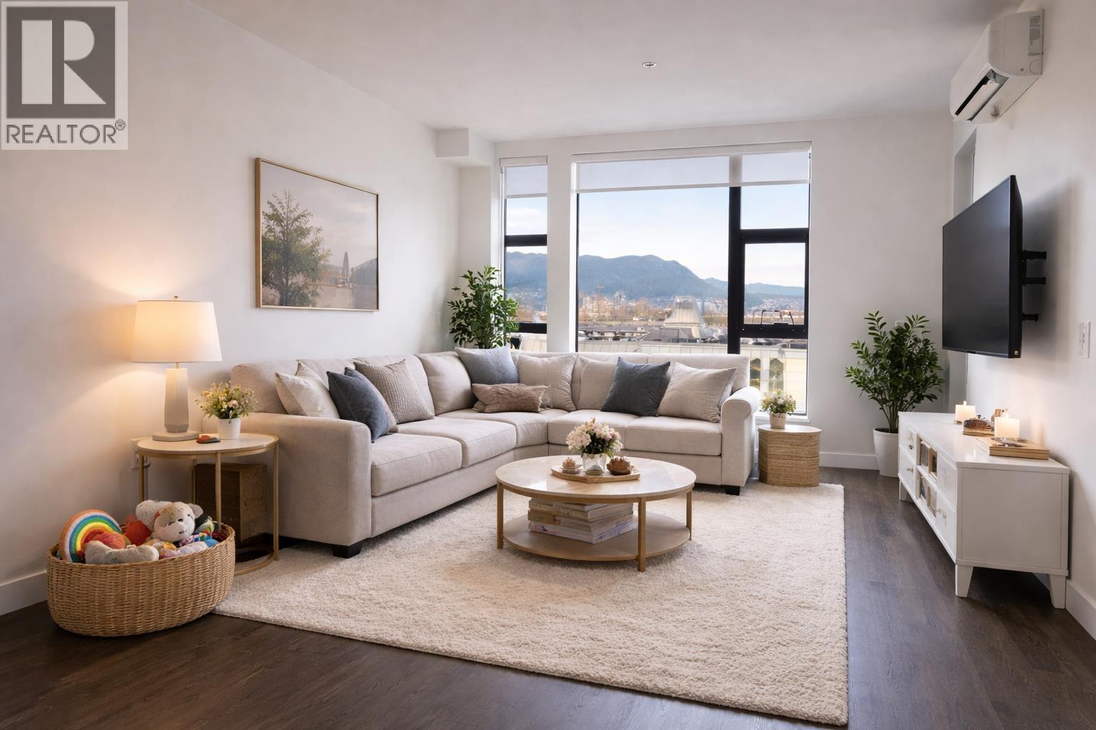 501 2446 SHAUGHNESSY STREET, Port Coquitlam, British Columbia