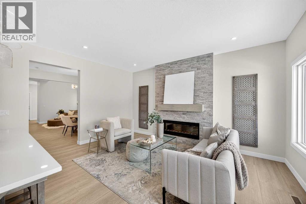 52 Fireside Common Sw, Cochrane, Alberta  T4C 3E1 - Photo 12 - A2286463