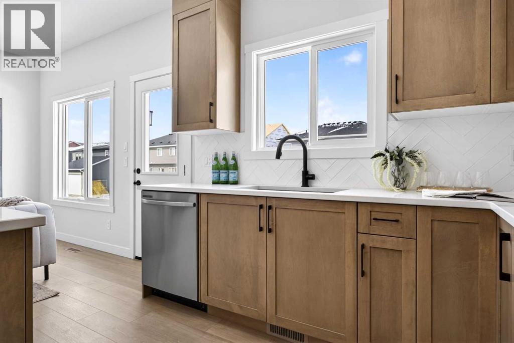 52 Fireside Common Sw, Cochrane, Alberta  T4C 3E1 - Photo 18 - A2286463