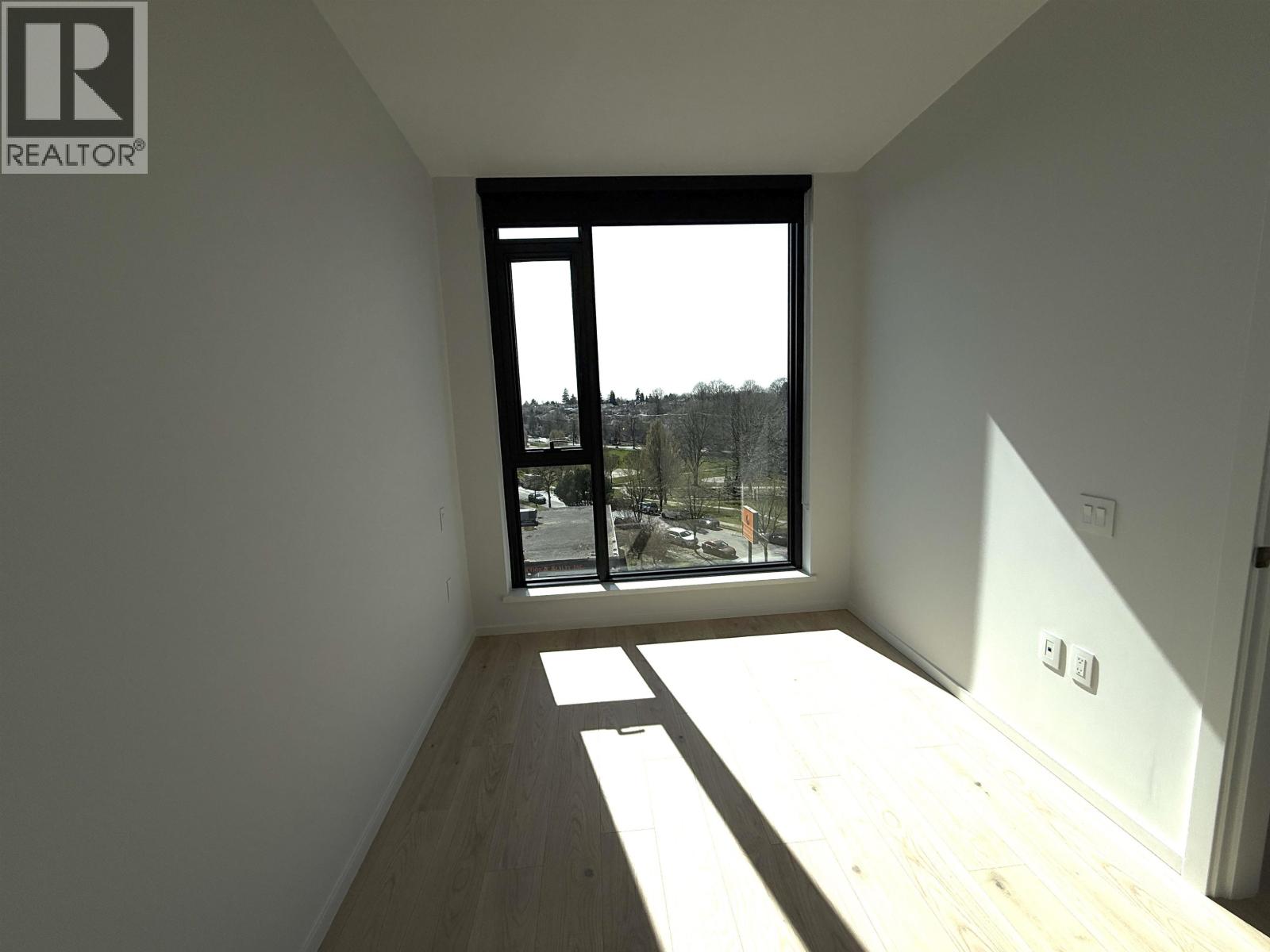 5xx 2729 Kingsway, Vancouver, British Columbia  V5R 0M6 - Photo 9 - R3106553